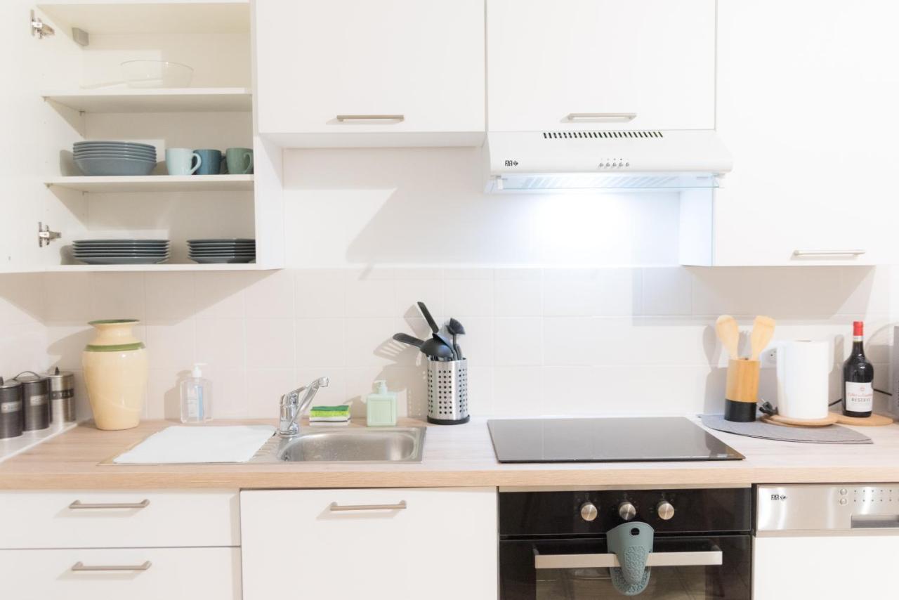 Appartement Ravissant Triplex et Duplex au Centre de Pont St Esprit Extérieur photo
